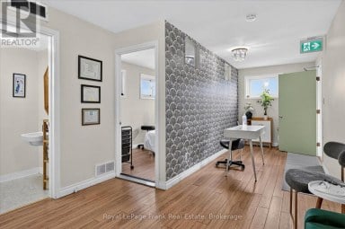 308 CHARLOTTE STREET Peterborough (Town Ward 3) Ontario photo 31