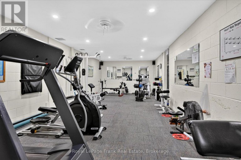 308 CHARLOTTE STREET, Peterborough (Town Ward 3), Ontario, K9J2V7