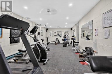 308 CHARLOTTE STREET Peterborough (Town Ward 3) Ontario photo 40