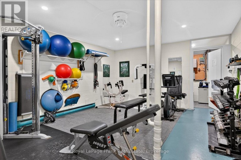 308 CHARLOTTE STREET, Peterborough (Town Ward 3), Ontario, K9J2V7