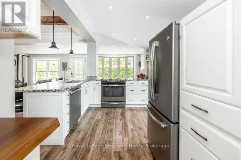 34 GLENWOOD DRIVE, Wasaga Beach, Ontario, L9Z2K5