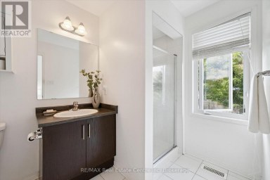 95 - 1035 VICTORIA ROAD S Guelph (Kortright East) Ontario photo 12