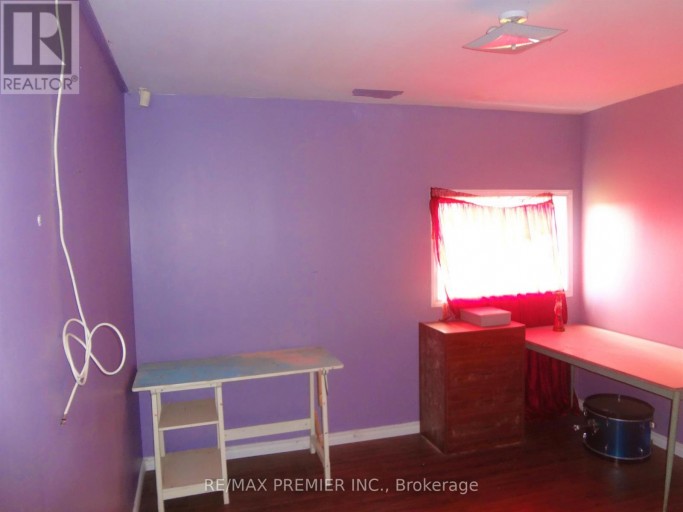 33 MAIN STREET W, Haldimand, Ontario, N0A1P0