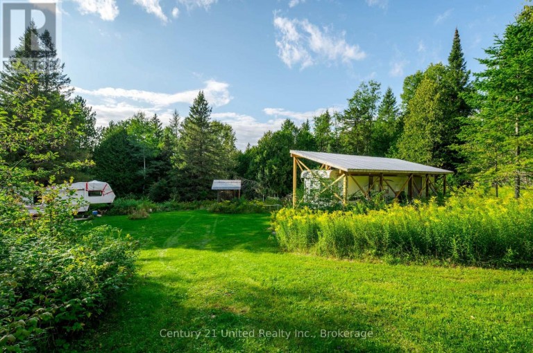 702 LETTERKENNY ROAD, Brudenell, Lyndoch and Raglan, Ontario, K0J2E0