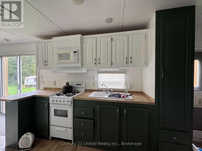 702 LETTERKENNY ROAD, Brudenell, Lyndoch and Raglan, Ontario, K0J2E0