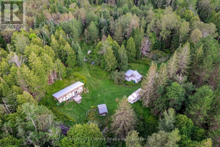 702 LETTERKENNY ROAD, Brudenell, Lyndoch and Raglan, Ontario, K0J2E0