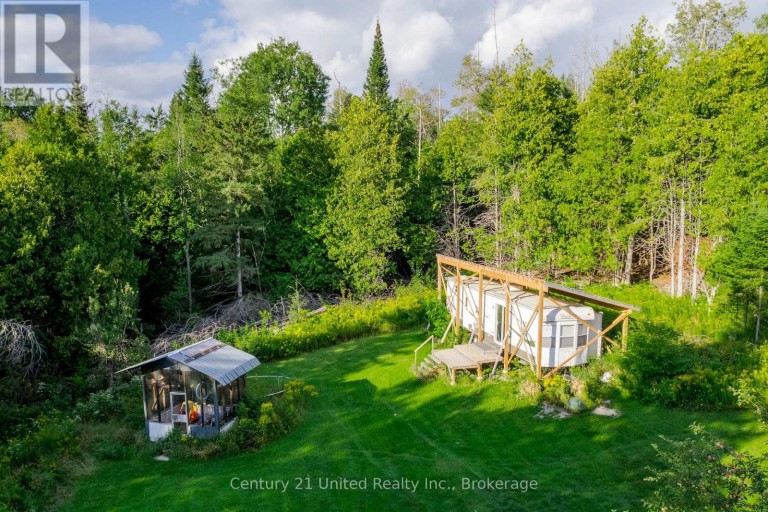702 LETTERKENNY ROAD, Brudenell, Lyndoch and Raglan, Ontario, K0J2E0