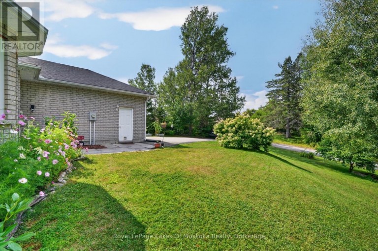 140 SIMPSON STREET, Burk's Falls, Ontario, P0A1C0