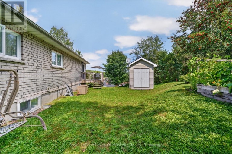 140 SIMPSON STREET, Burk's Falls, Ontario, P0A1C0