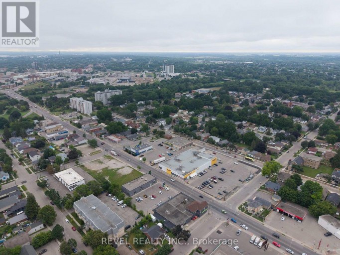 145 CATHARINE AVENUE, Brantford, Ontario, N3T1J1