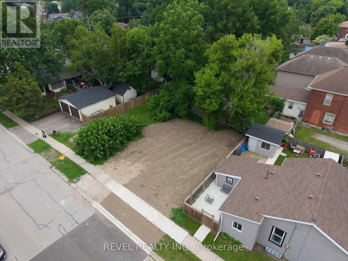 145 CATHARINE AVENUE, Brantford, Ontario, N3T1J1