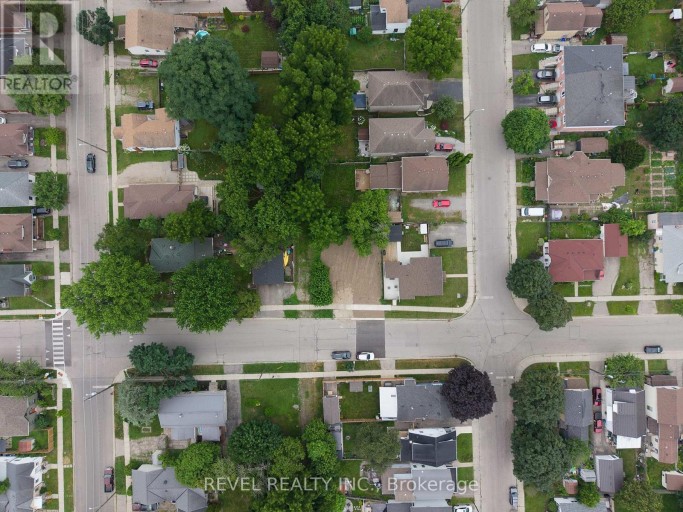 145 CATHARINE AVENUE, Brantford, Ontario, N3T1J1