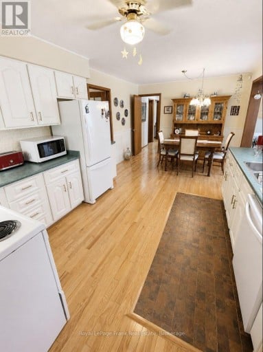 127 BRIDGE STREET W, Bancroft (Bancroft Ward), Ontario, K0L1C0