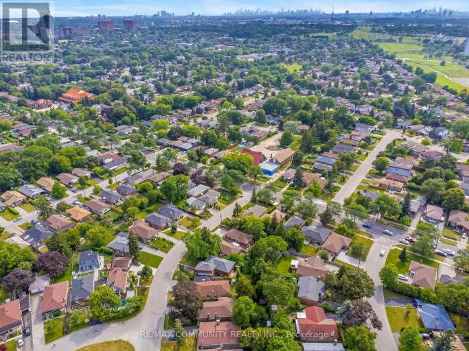 764 BRIMLEY ROAD, Toronto (Bendale), Ontario, M1J1C6