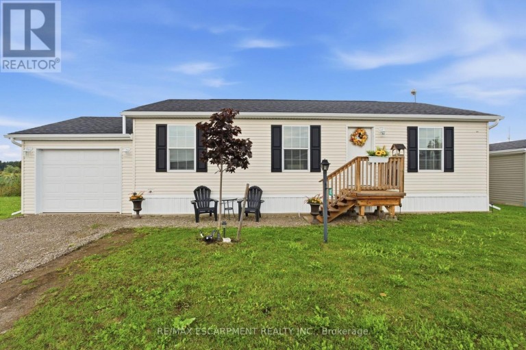 10 MARSH COVE, Haldimand (Nanticoke), Ontario, N0A1L0