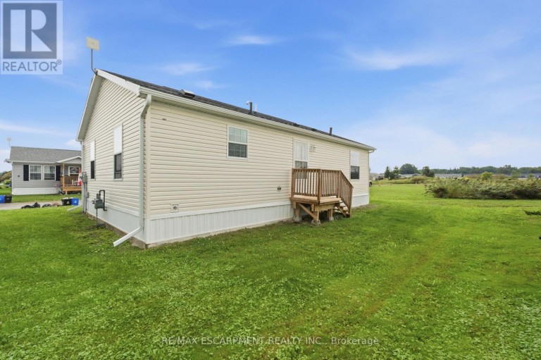 10 MARSH COVE, Haldimand (Nanticoke), Ontario, N0A1L0