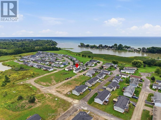 10 MARSH COVE, Haldimand (Nanticoke), Ontario, N0A1L0