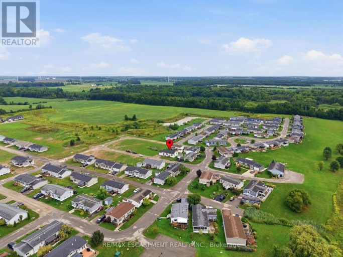 10 MARSH COVE, Haldimand (Nanticoke), Ontario, N0A1L0