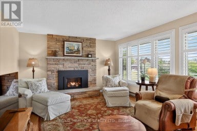 331 PORT COLONY ROAD Kawartha Lakes (Bobcaygeon) Ontario photo 9