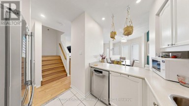 46 - 735 NEW WESTMINSTER DRIVE Vaughan (Brownridge) Ontario photo 11