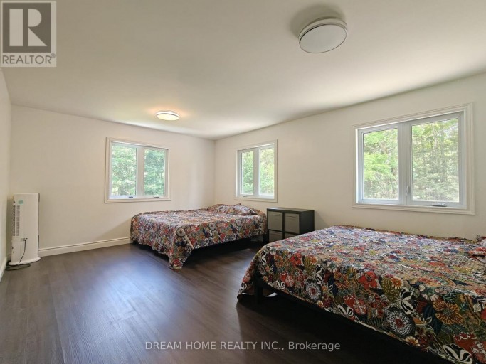 150 HILLSIDE LAKE ROAD, North Bay (Airport), Ontario, P1B8G2