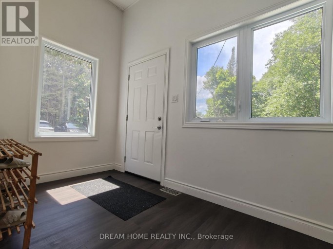 150 HILLSIDE LAKE ROAD, North Bay (Airport), Ontario, P1B8G2