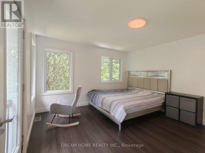 150 HILLSIDE LAKE ROAD, North Bay (Airport), Ontario, P1B8G2