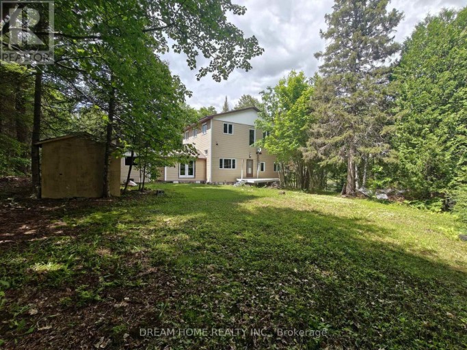 150 HILLSIDE LAKE ROAD, North Bay (Airport), Ontario, P1B8G2