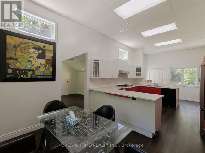 150 HILLSIDE LAKE ROAD, North Bay (Airport), Ontario, P1B8G2