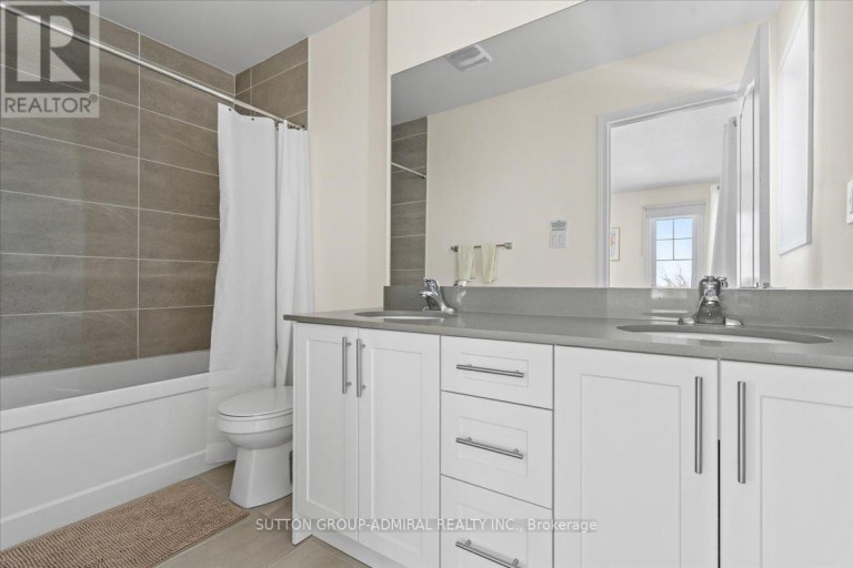 83 SHELBURNE AVENUE, Wasaga Beach, Ontario, L9Z0L2