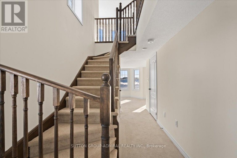 83 SHELBURNE AVENUE, Wasaga Beach, Ontario, L9Z0L2