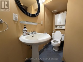 112 YORE ROAD Toronto (Beechborough-Greenbrook) Ontario photo 17