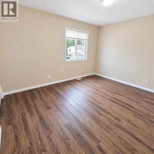 4, 624 41 Street, Edson, Alberta, T7E1A4