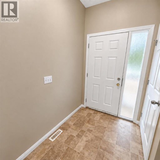 4, 624 41 Street, Edson, Alberta, T7E1A4