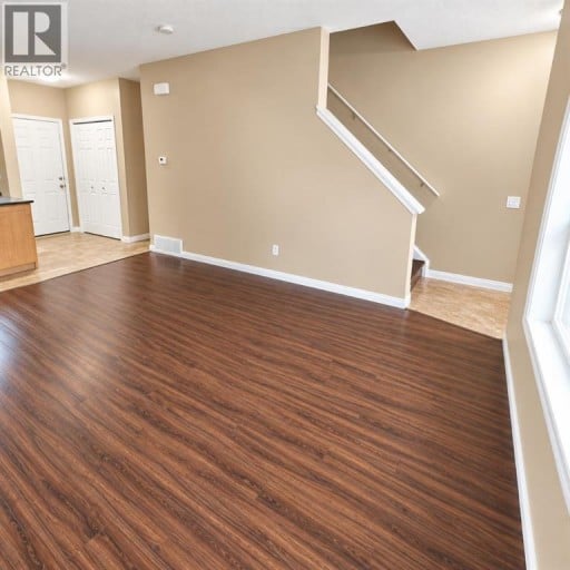 4, 624 41 Street, Edson, Alberta, T7E1A4
