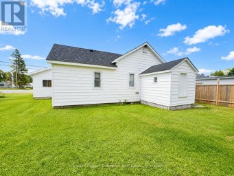 18 EAGLE LAKE ROAD South River Ontario photo 3