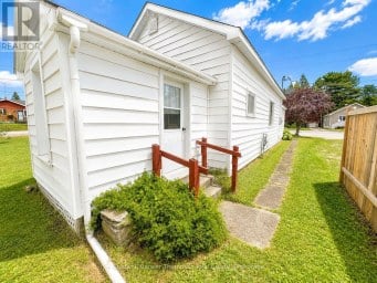 18 EAGLE LAKE ROAD South River Ontario photo 4