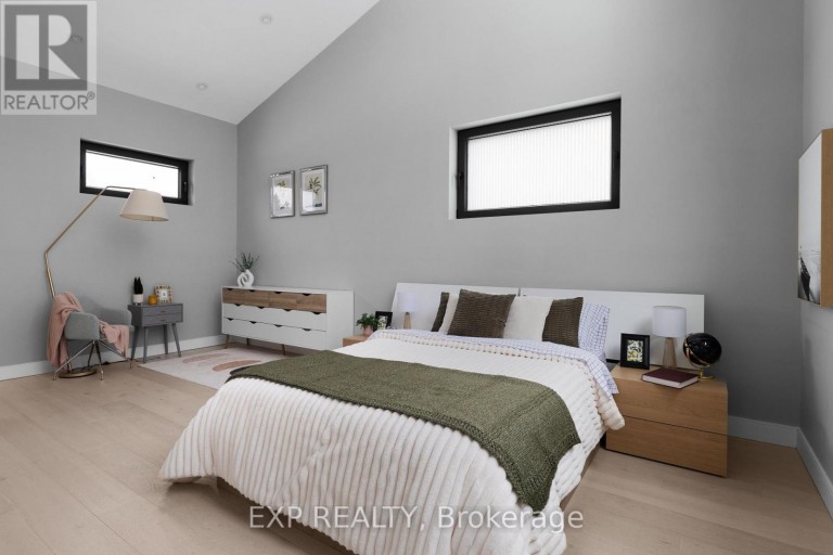 236 COX MILL ROAD, Barrie (Painswick North), Ontario, L4N4G5