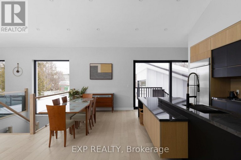 236 COX MILL ROAD, Barrie (Painswick North), Ontario, L4N4G5