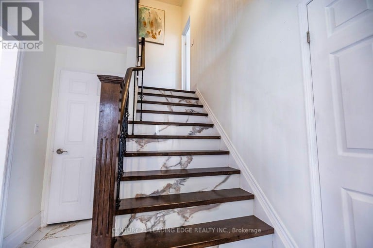 14 GUILDWOOD DRIVE, Clarington (Bowmanville), Ontario, L1C5E1
