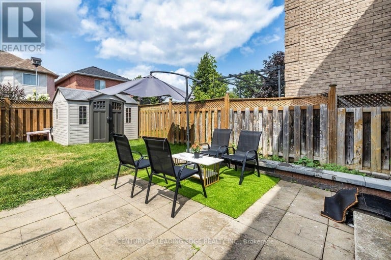 14 GUILDWOOD DRIVE, Clarington (Bowmanville), Ontario, L1C5E1