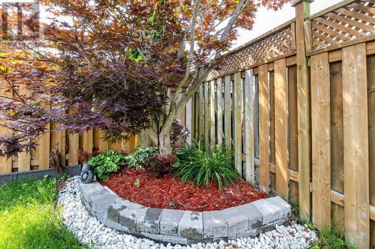 14 GUILDWOOD DRIVE, Clarington (Bowmanville), Ontario, L1C5E1