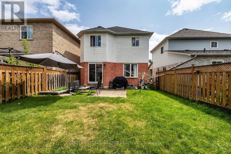 14 GUILDWOOD DRIVE, Clarington (Bowmanville), Ontario, L1C5E1