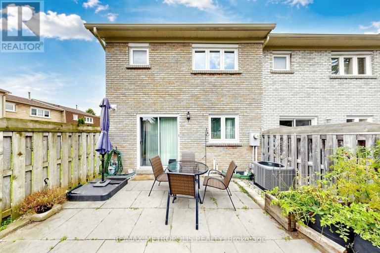 96 - 580 EYER DRIVE, Pickering (West Shore), Ontario, L1W3B7