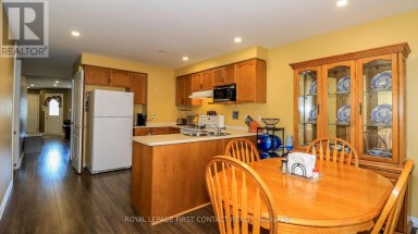79 WHITE ELM ROAD Barrie (Holly) Ontario photo 10