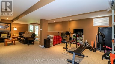 79 WHITE ELM ROAD Barrie (Holly) Ontario photo 22
