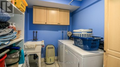 79 WHITE ELM ROAD Barrie (Holly) Ontario photo 27