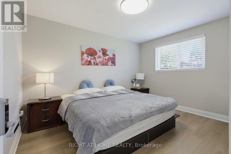 363 SENTINEL ROAD, Toronto (York University Heights), Ontario, M3J1V1