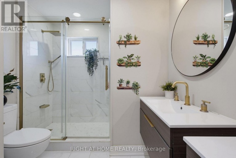363 SENTINEL ROAD, Toronto (York University Heights), Ontario, M3J1V1