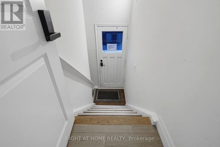363 SENTINEL ROAD, Toronto (York University Heights), Ontario, M3J1V1